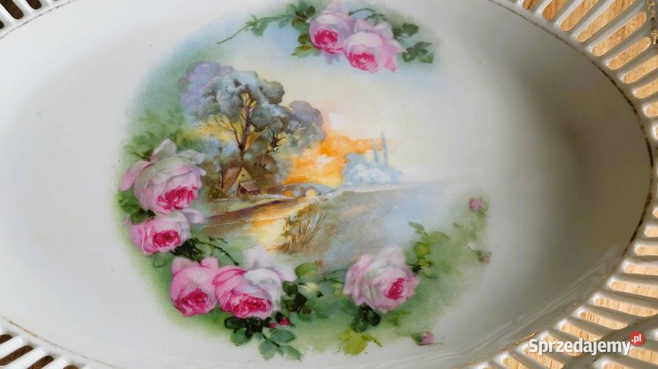 Zabytkowa ażurowa patera z uszami w secesyjnym