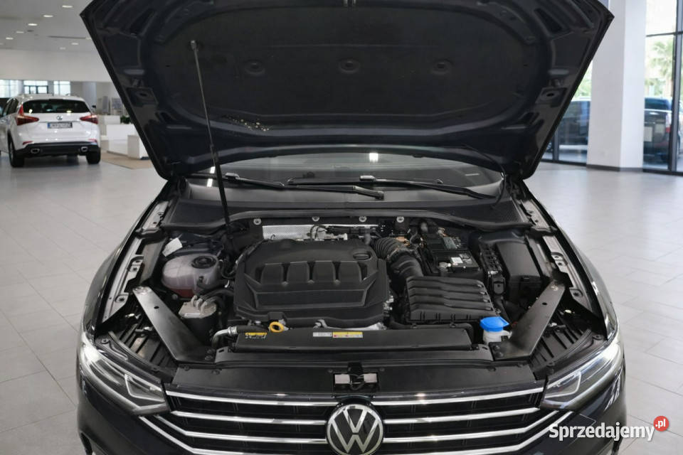 Volkswagen Passat Variant 2023 uszkodzone drzwi podlaskie Białystok