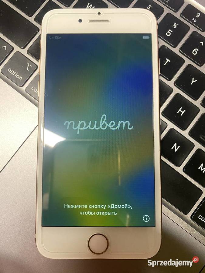 iPhone 8 64 GB złoty z etui Miejska Górka