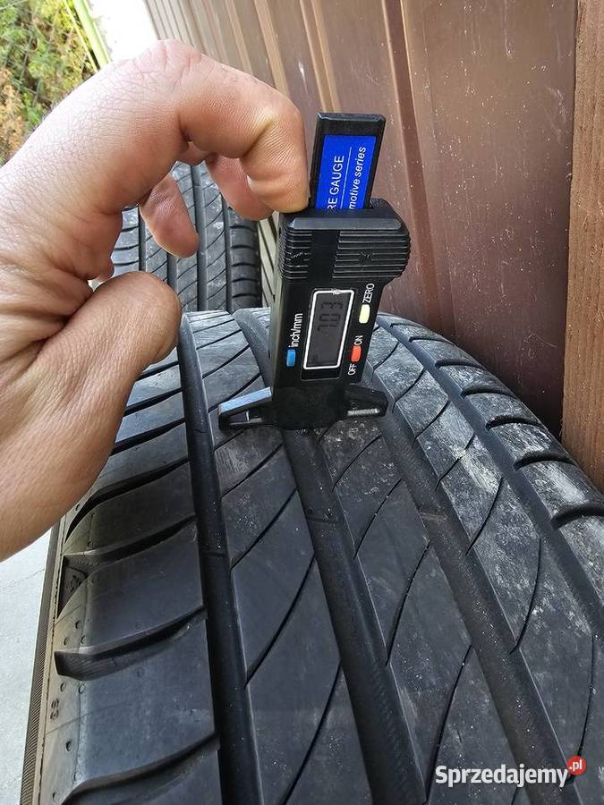 Felgi aluminiowe 16 z oponami Michelin Góra