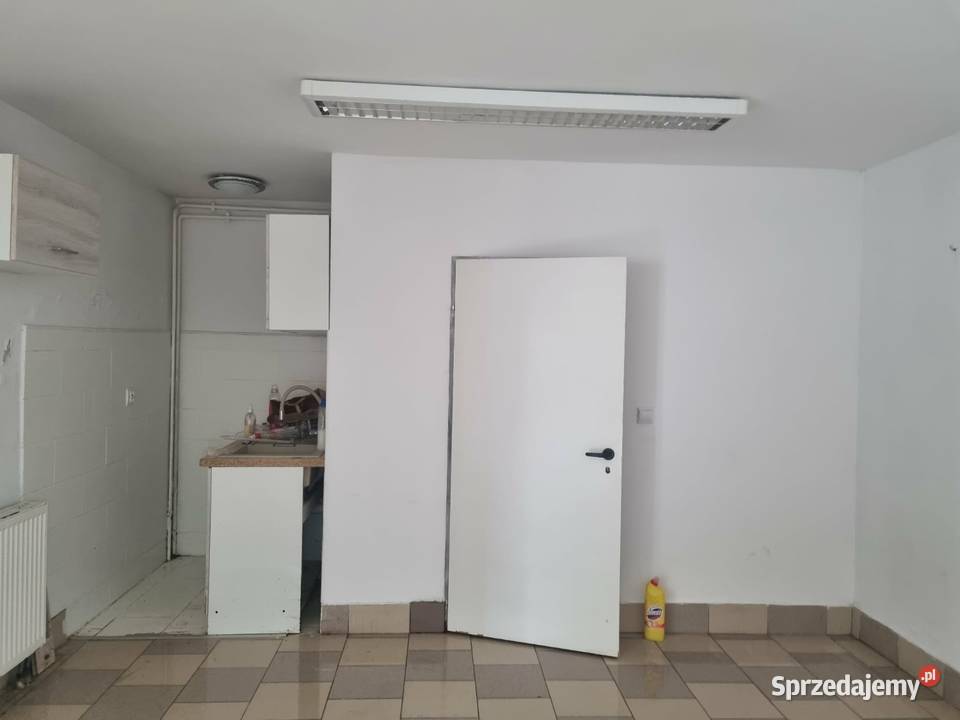 Sprzedam lokal 33 m2 niski czynsz Skarżysko-Kamienna