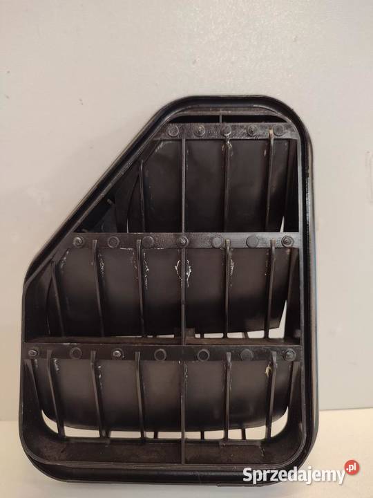 VW TIGUAN 5N0 KRATKA WENTYLACYJNA TYŁ 5M0819466A osobowe sprzedam