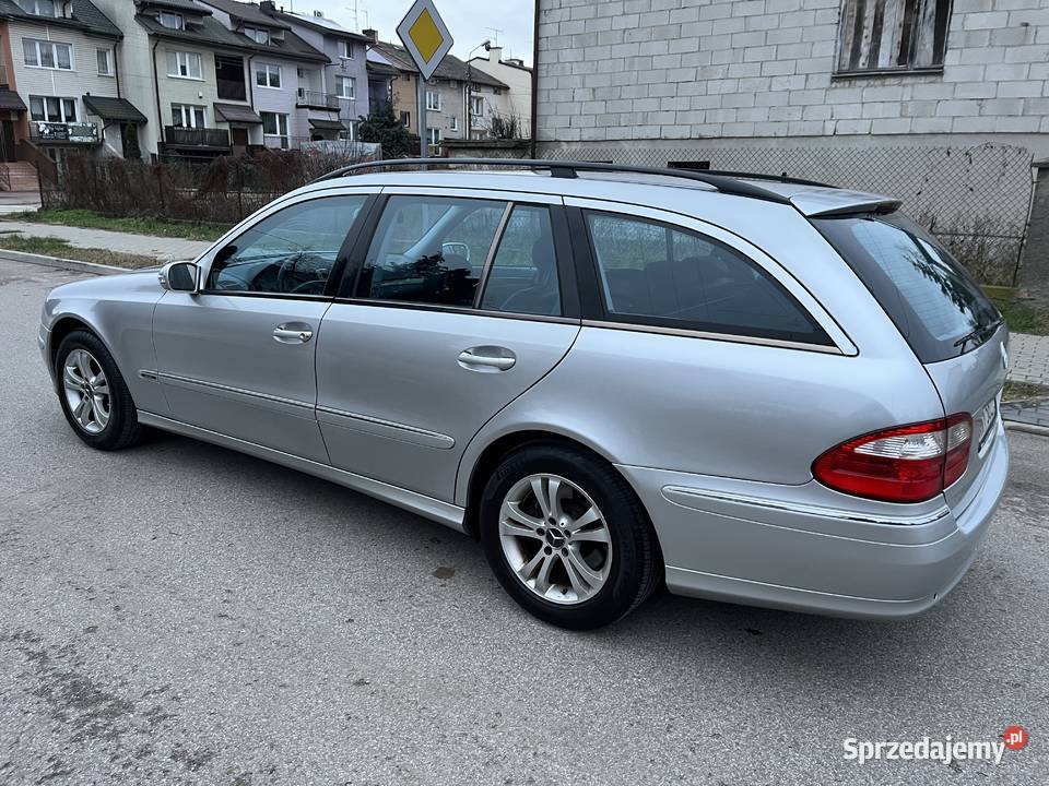 Mercedes E320 W211 32 benzyna gaz Rok produkcji 2004 podlaskie Łomża sprzedam