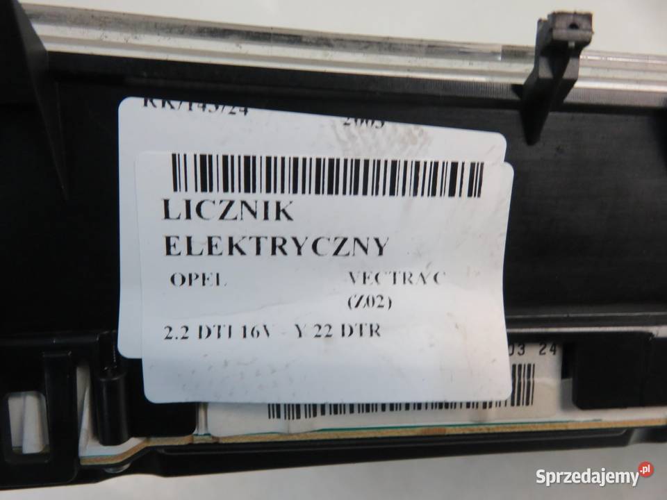 LICZNIK OPEL VECTRA C 22 DTI 16V 13165965MN