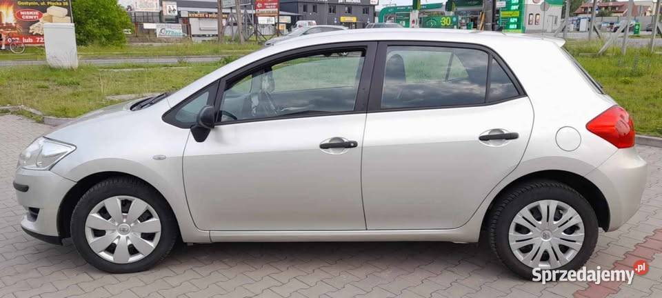 Toyota Auris 16 VVTI Benzyna Gostynin