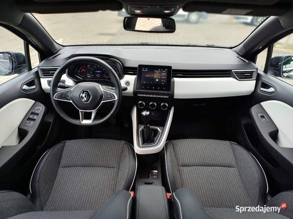 Renault Clio Techno TCE 140 manualna Warszawa