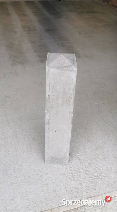 Słupki granicznepodcentry pasy rurki paliki