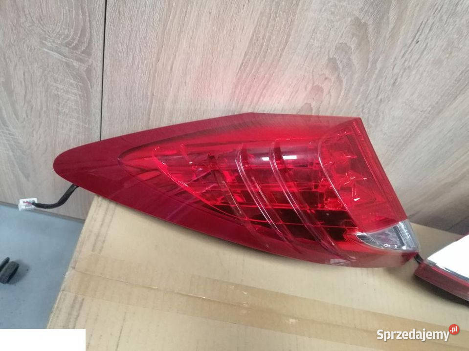 Honda Civic IX HB Lampa tył prawa lewa lubelskie Kozubszczyzna