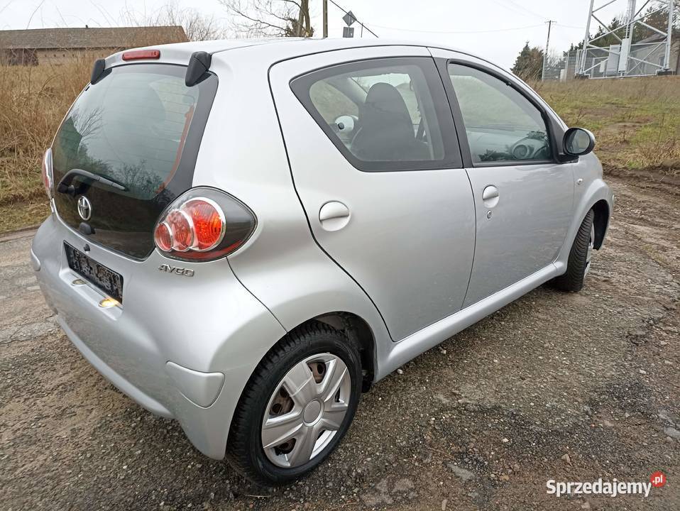 Toyota Aygo 10 benzyna 2010r sprowadzony Aygo wielkopolskie Słupca