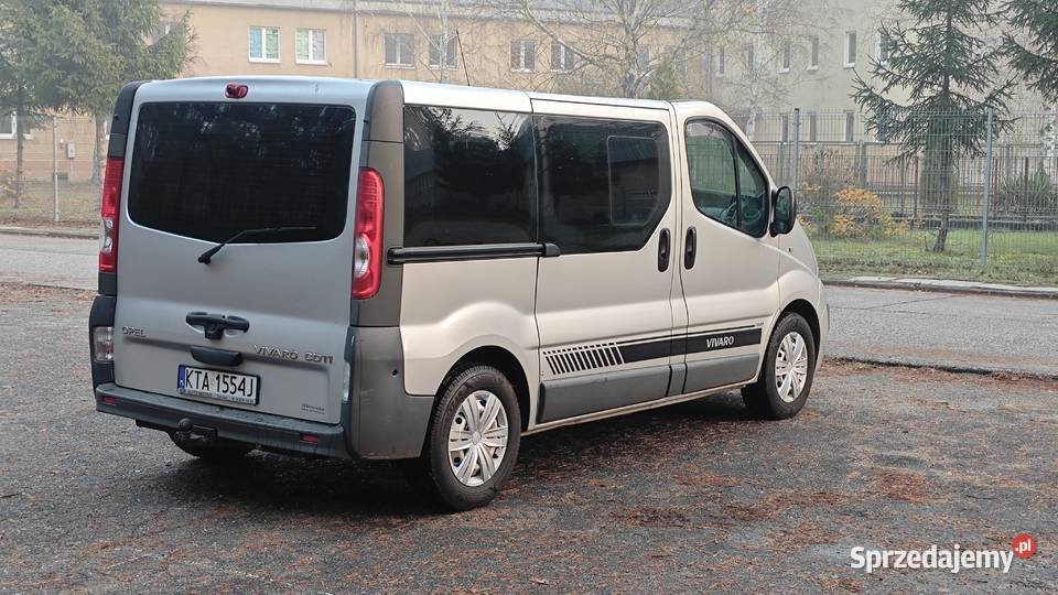 Opel Vivaro 9 osób sprzedam