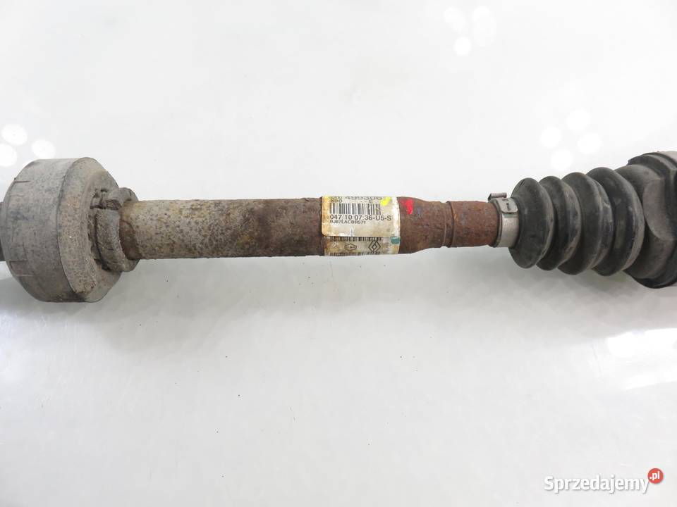 PÓŁOŚ PRAWA PRZEDNIA DACIA SANDERO I 16