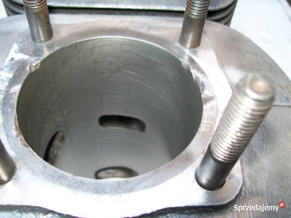 TRABANT 600 601 CYLINDRY KOMPLET DWÓCH CYLINDRÓW
