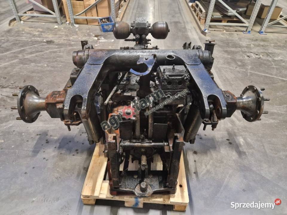 Tylny most Ares 816 RZ 1050B03 Byków