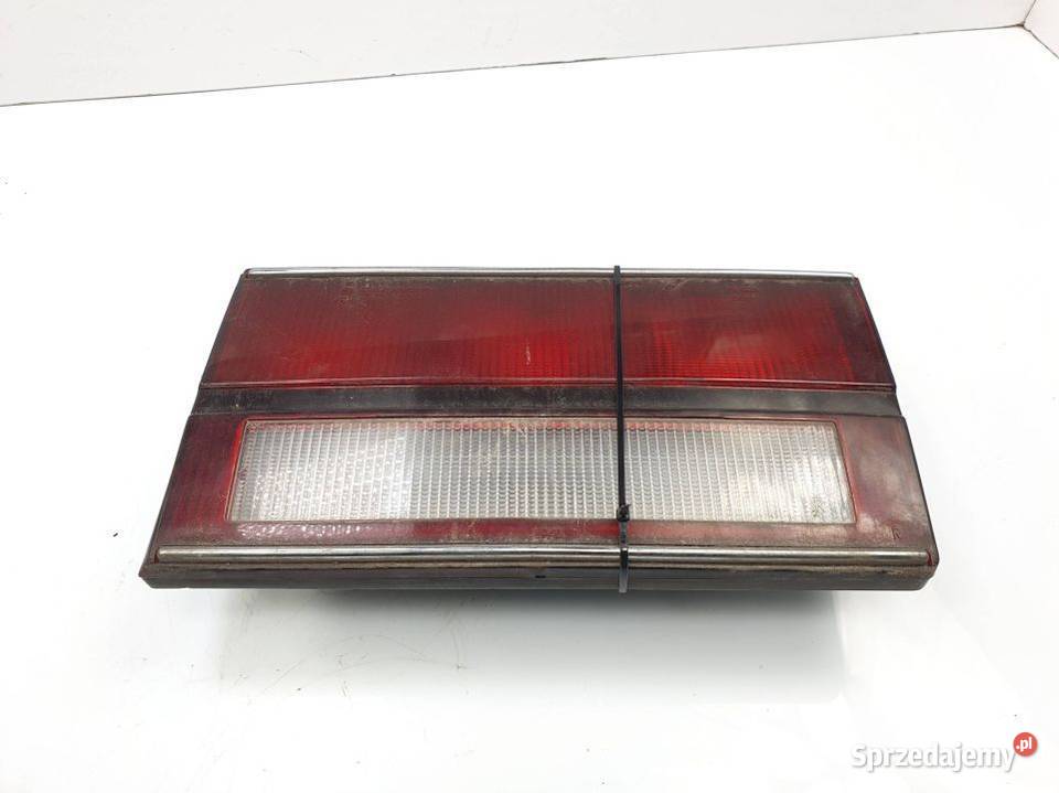 LAMPA W KLAPE PRAWA ROLLSROYCE SILVER SPIRIT Lipno sprzedam