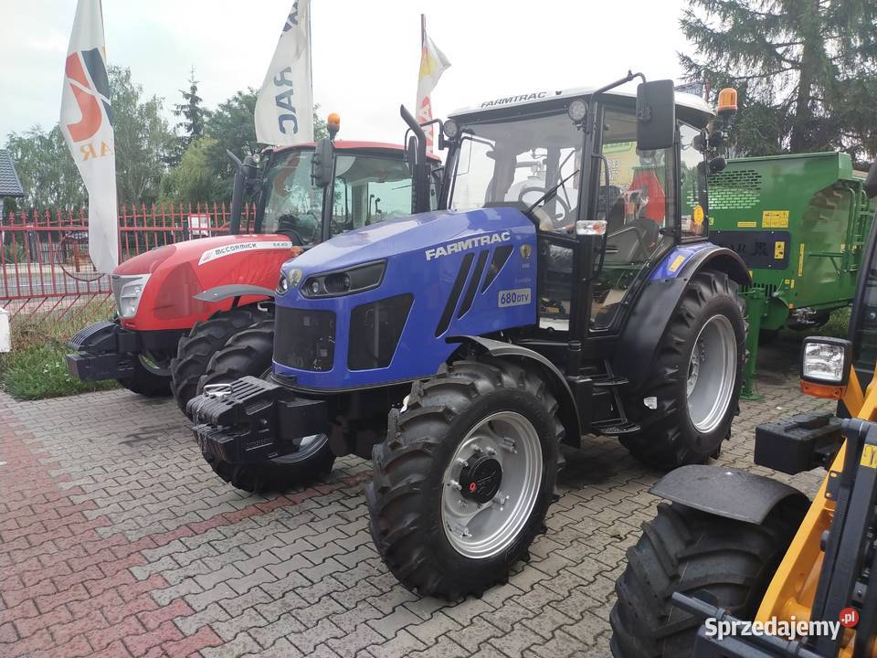 Ciągnik rolniczy Farmtrac 680 Dt V 12x12 wersja Łęczyca