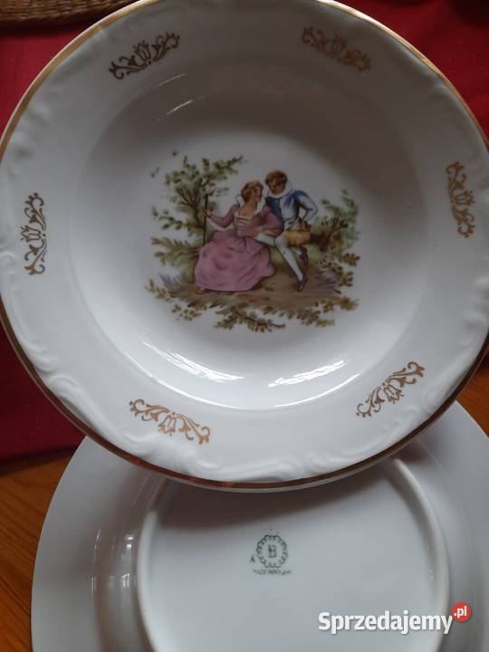 Porcelana obiadowa i kawowa zdobiona scenkami rodzajowymi