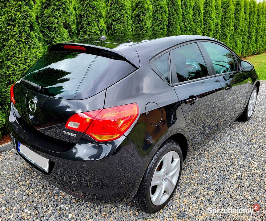 Opel Astra J 14 Turbo Benzyna NISKI PRZEBIEG małopolskie Kraków sprzedam