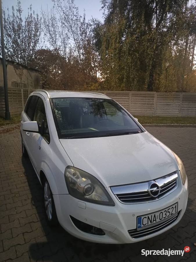 Zafira B Lift 17 CDTI Bogate wyposażenie 110KM wielkopolskie sprzedam