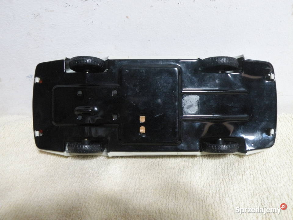 Samochód z PRLu Metalowy Andrychów