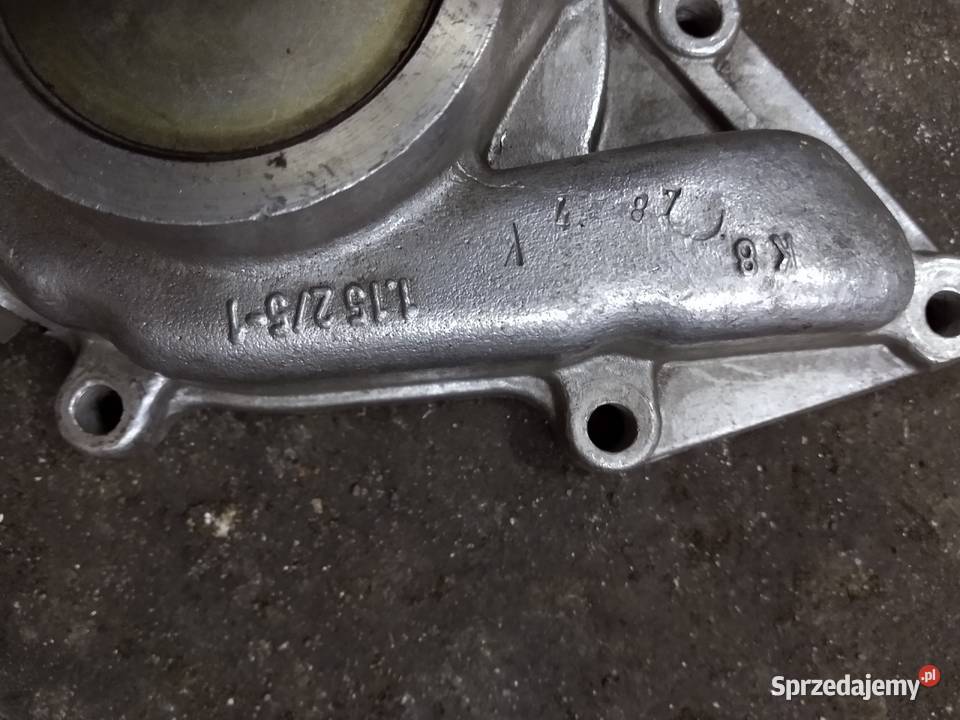 Obudowa korpus pompy wody Wartburg 353s Katowice