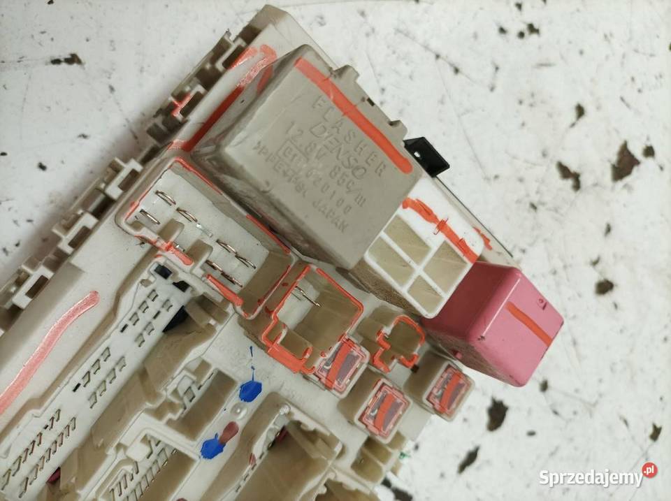 SKRZYNKA BEZPIECZNIKÓW MODUŁ 8273002150A 20 D sprzedam
