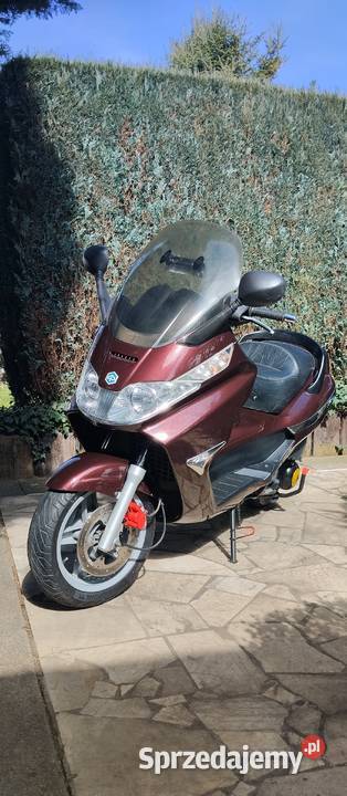Piaggio X8 125 125cm3