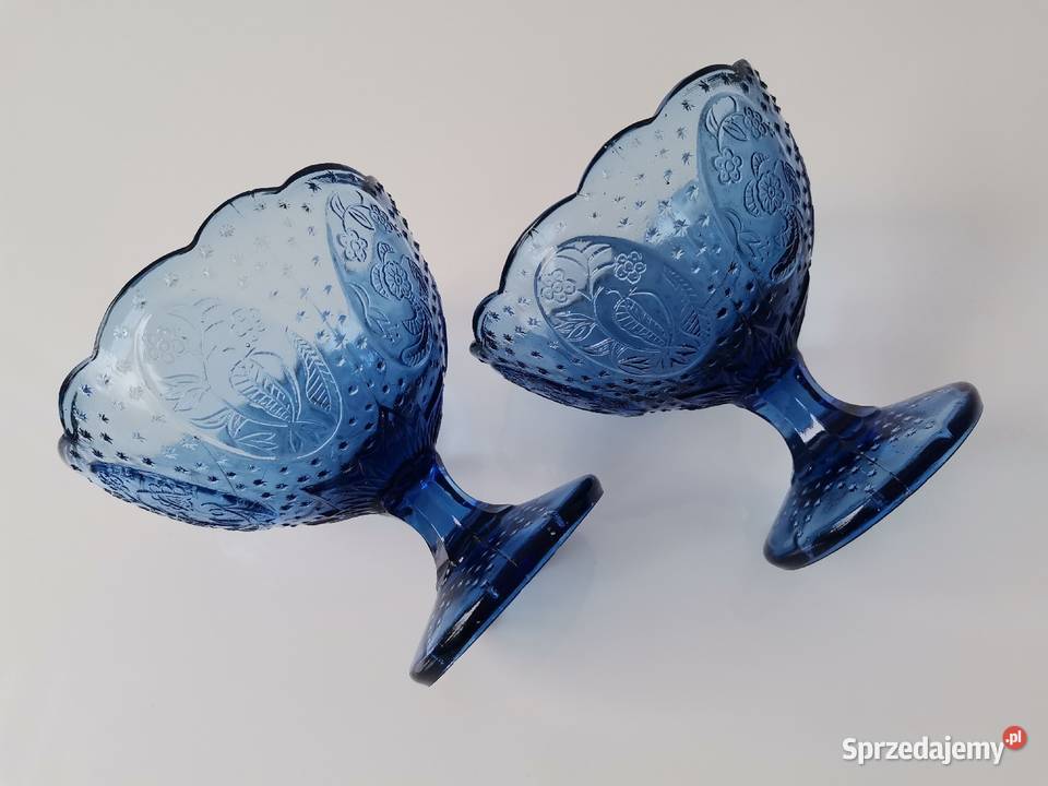 Stary niebieski pucharek Medaliony 2 sztuki HSG Porcelana i szkło Katowice