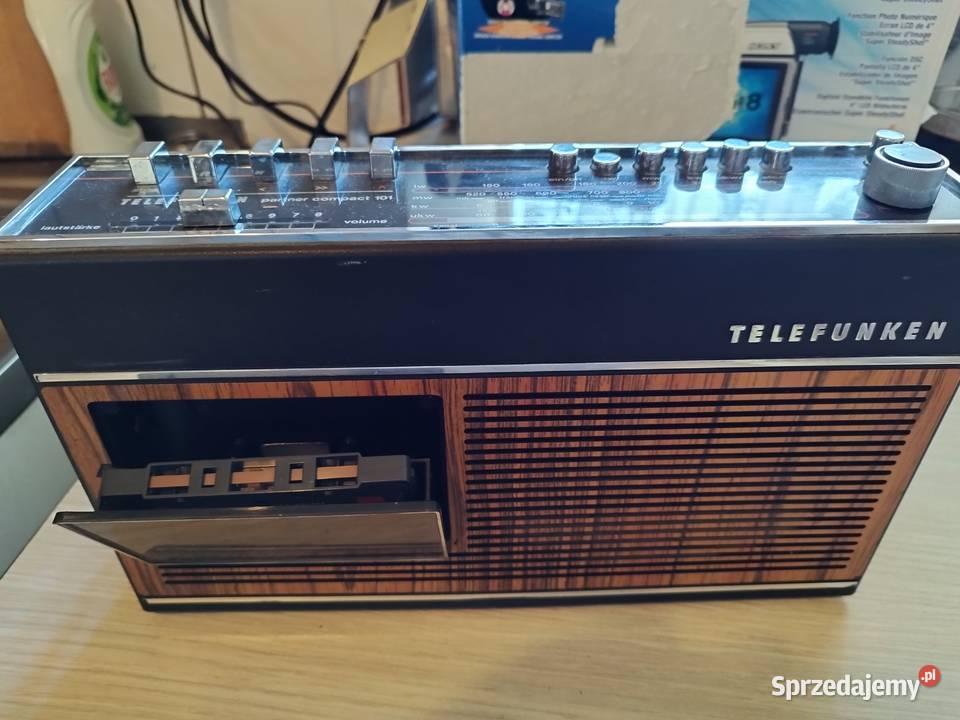 sprzedam Radia widoczne na zdjęciu Szydłów