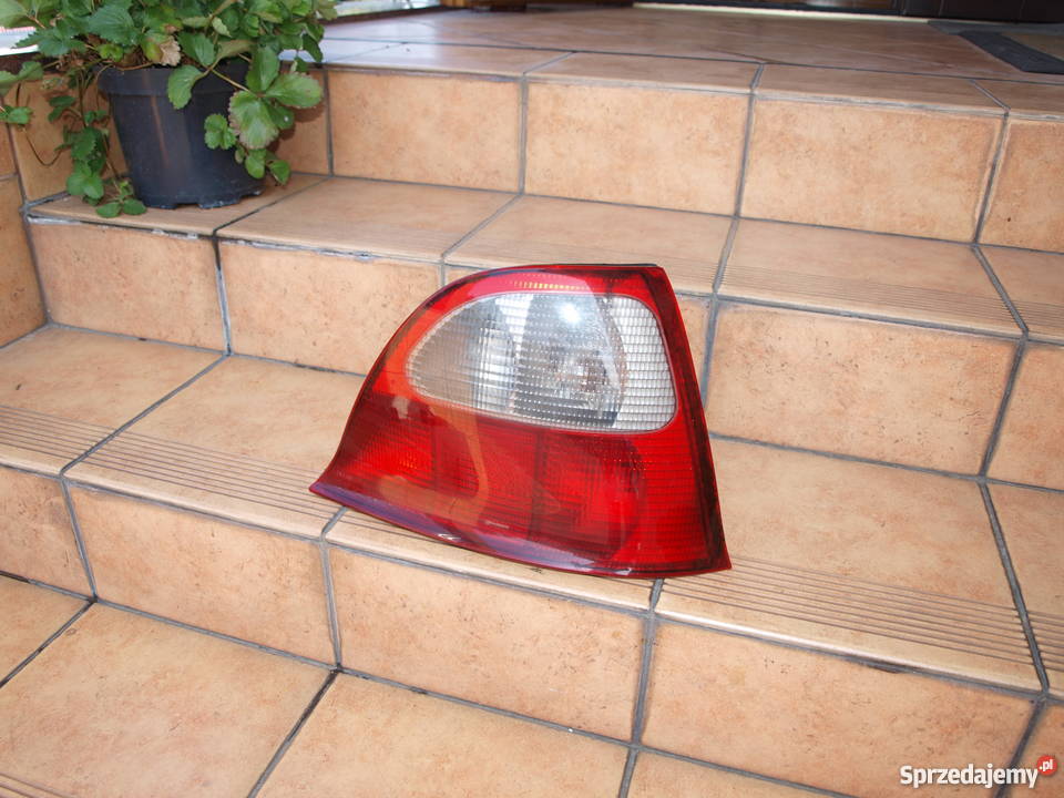 MG ZR lampa prawa tył 2001 2006r europa
