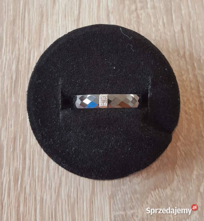 Nowy czarny pierscionek ceramiczny ceramika Szczecin