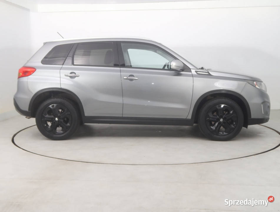 Suzuki Vitara 14 BoosterJet radio