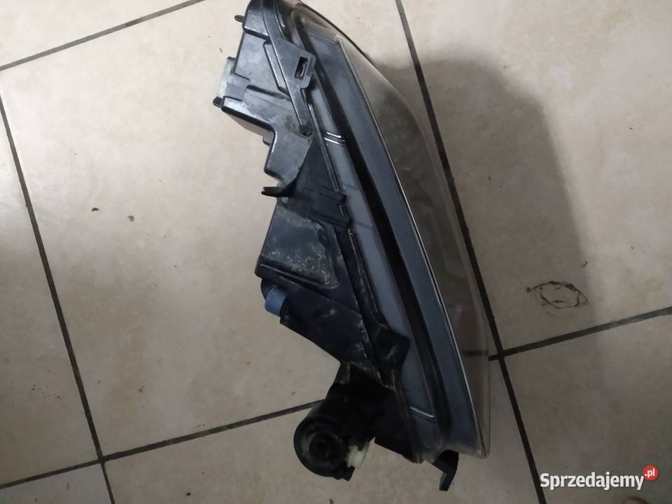 Lampa przeciwmgłowa przednia prawa L90115291 VW Wadowice