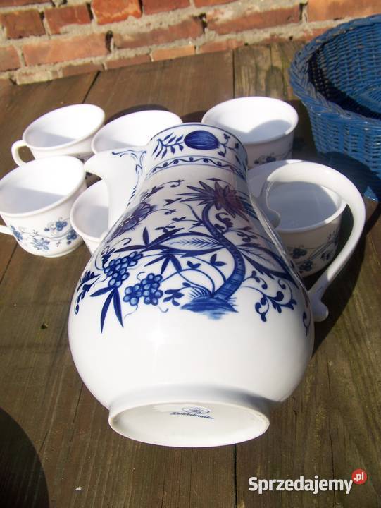 dzbanek z filiżankami wzór cebulowy sprzedam