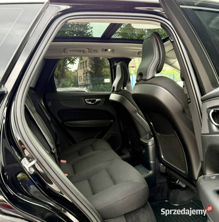Volvo XC 60 T6AWDPluginGwarancja II 2017 elektryczne lusterka XC 60 Kamienna Góra sprzedam