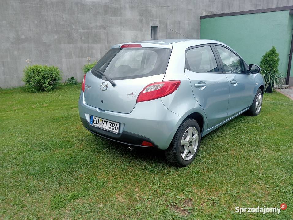 mazda 2 15 benzyna 2007r 5 drzwi CD