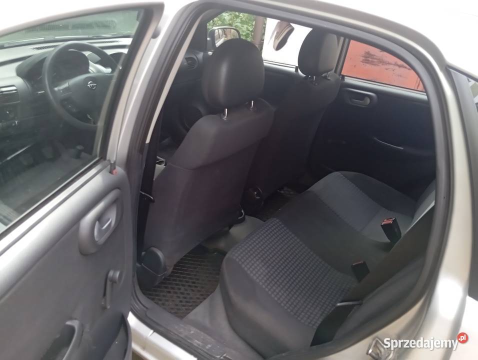 Sprzedam Opel Corsa C 12 KLIMA manualna