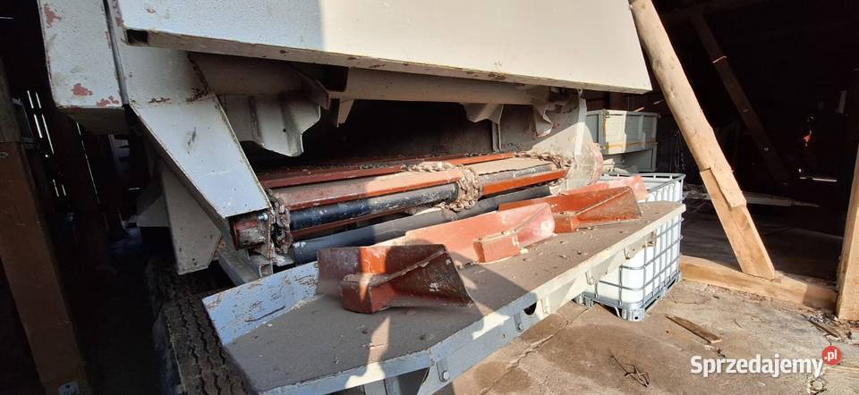 Rozsiewacza do wapna o ładowności 1520 ton pomorskie