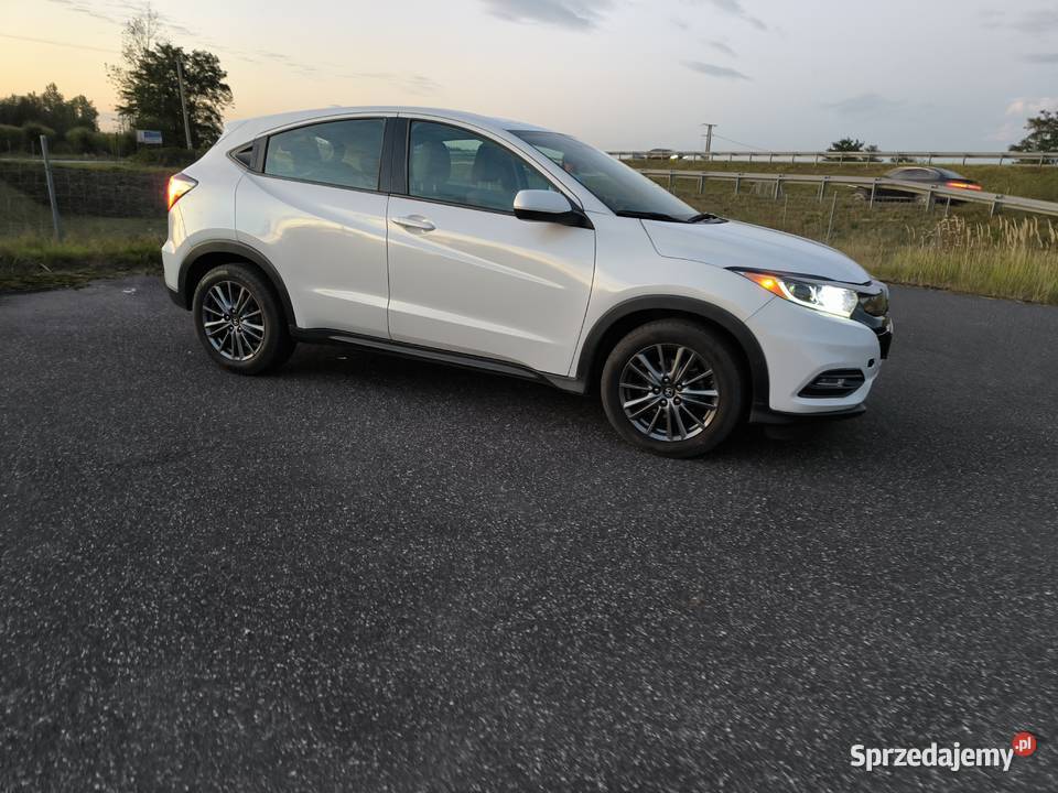 Honda HRV 18 AWD automat 4x4 nieuszkodzony Broniszew sprzedam