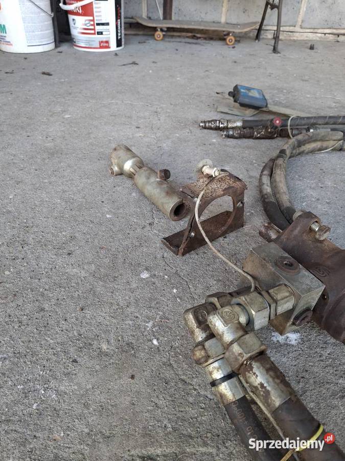 Napęd silnik hydrauliczny wałka przekaźnika WOM Szczytniki