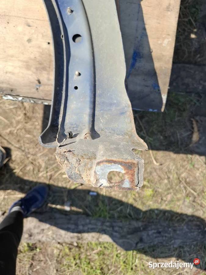 Błotnik Prawy Przód Opel Corsa C Wisznice sprzedam