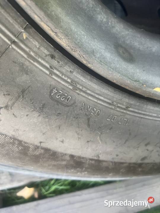 Koło 31580 r225 Falken Bielsko-Biała