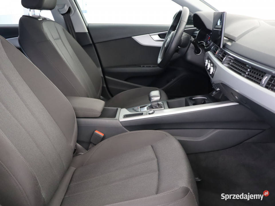 Audi A4 40 TFSI nieuszkodzony Audi Bielany Wrocławskie