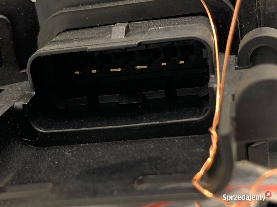 ZAMEK DRZWI PRZESUWNYCH PRAWY OPEL VIVARO B Bus Zamki, wkładki i kluczyki