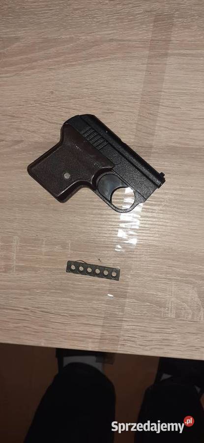 Sprzedam pistolet hukowy Śrem