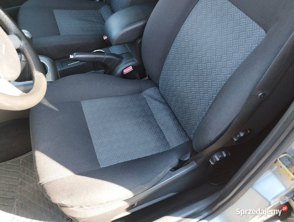 Ford mondeo MK3 20 TDCi stan idealny srebrny Świnoujście