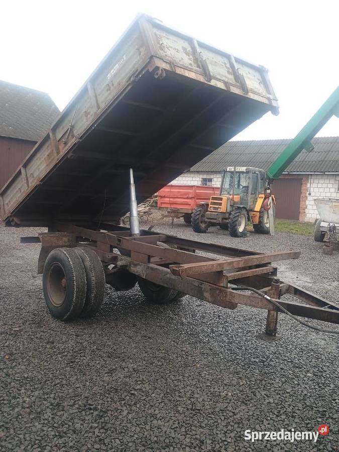 Przyczepa wywrotka 3 stronna Przyczepy rolnicze sprzedam
