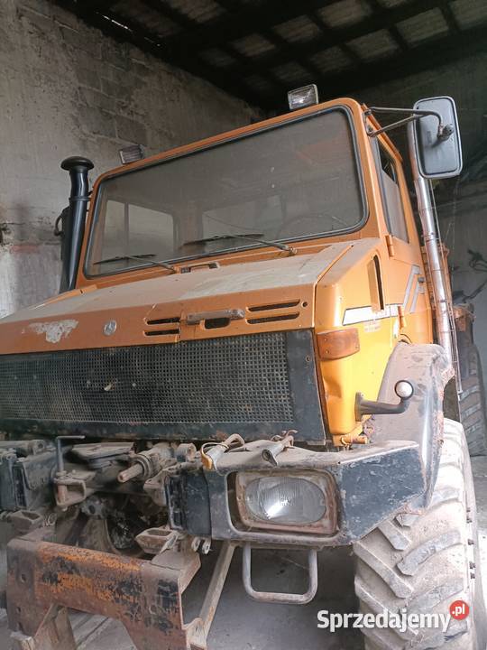 Mercedes Unimog 100000km Leszno