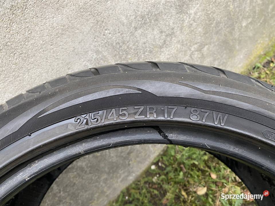 Vredestein Ultrac Giugiaro Design 215 45 17 Drzewica