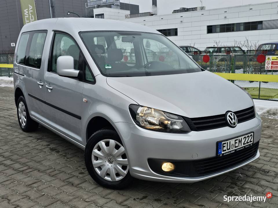Vw caddy 2011 Benzyna bez rdzy 158000km Sandomierz