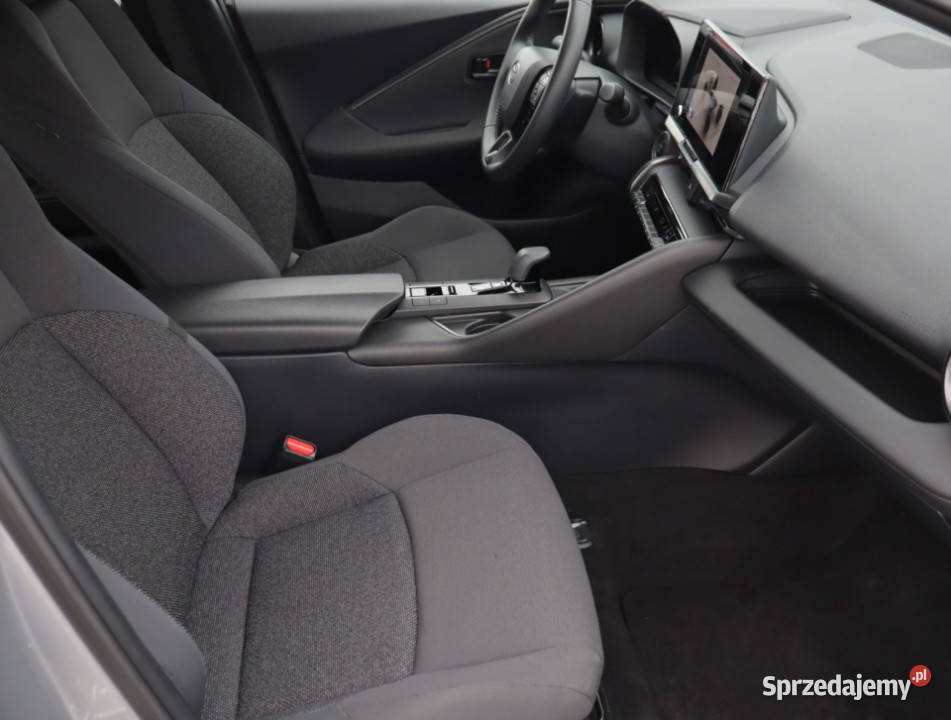 Toyota CHR 18 Hybrid 90KM Lublin